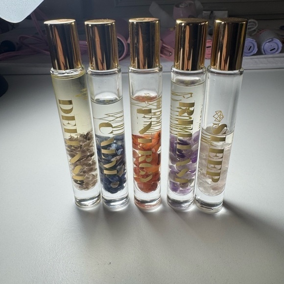 ALUMINATE LIFE crystal infused essential oil rollerballs set of 5 - Picture 7 of 10